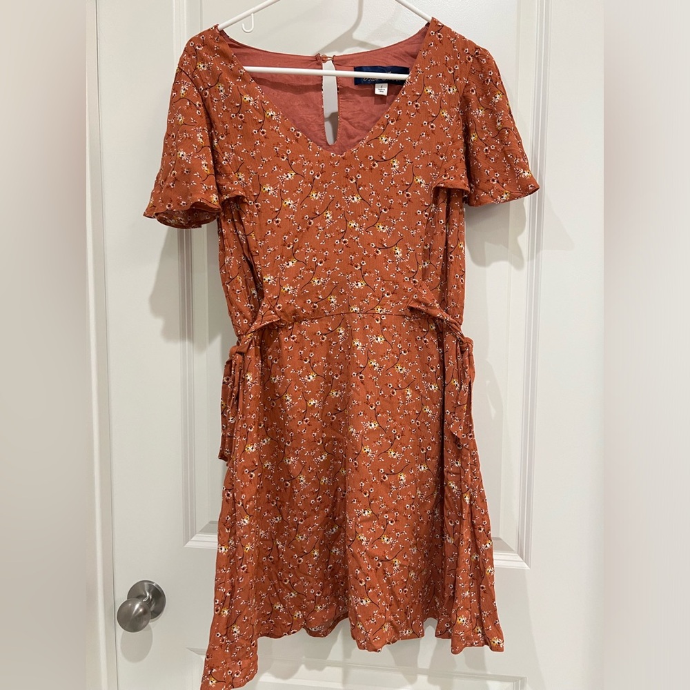 Cute autumn colored dress